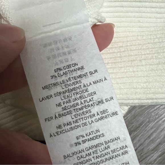 NWT Armani Exchange Women’s Sweater - Picture 10 of 12